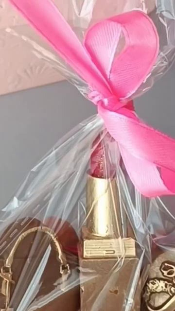 Оригинальный подарок на 8 Марта