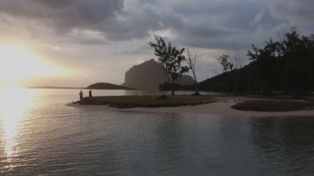 LOVE WINS _CONTENT 46 WEDDING