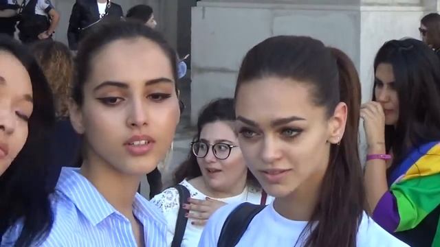 Top Model Zhenya KATAVA @ Paris July 3, 2017 Fashion Week / Ralph&Russo смотреть онлайн