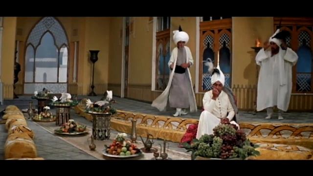 Жужжит, жужжит... смотреть онлайн