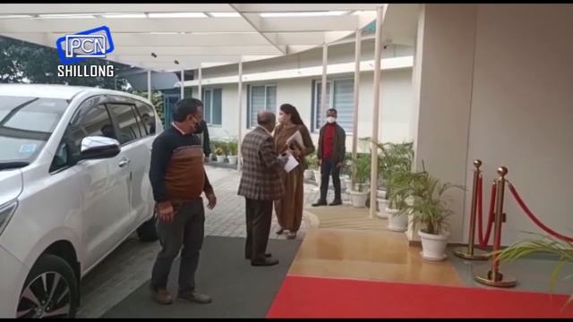 Pynkhreh ka Sorkar ban Pynkynriah noh ia kiba die Madan ha Khyndailad смотреть онлайн