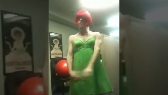 Petunia Pickle Tickle's Gaga смотреть онлайн