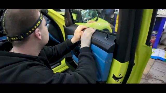 Крутой машине крутые сабвуферы! BMW M3 - Замена штатной акустики.
Focal SUB E30KX.