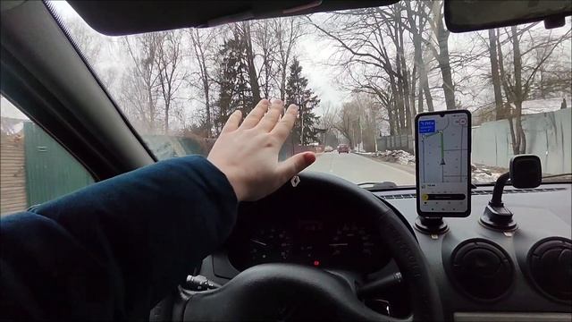 КУРЬЕР ДЯДЯ САША РАБОТАЕТ В ЯНДЕКС ДОСТАВКЕ В МОСКВЕ С ПОМОЩЬЮ ЯНДЕКС ПРО смотреть онлайн