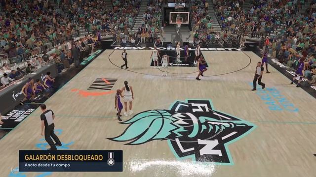 Ana Delia at the buzzer смотреть онлайн