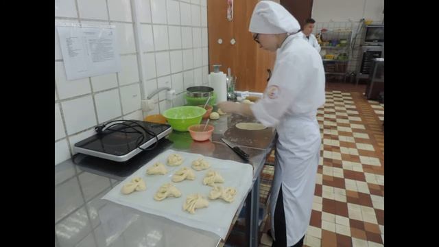 Студенческая жизнь (ко дню студента) смотреть онлайн