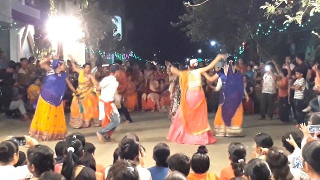 Navratri Garba , Garba Dance Chogada Tara | Garba by Language Of Feet | Garba 💃 смотреть онлайн