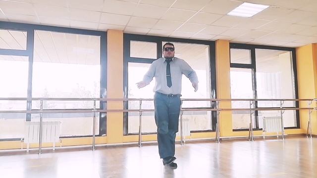 ТАНЕЦ РОБОТА - ИЛЛЮЗОРНЫЙ СТИЛЬ..mp4 смотреть онлайн