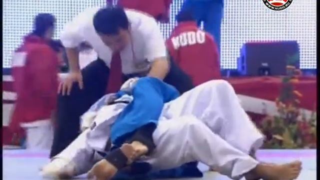 WC KUDO 2011 Khaliev VS Mirko 260 смотреть онлайн