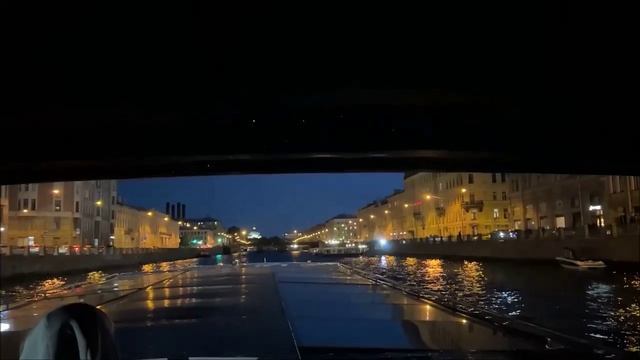 5 дней в Санкт-Петербурге смотреть онлайн
