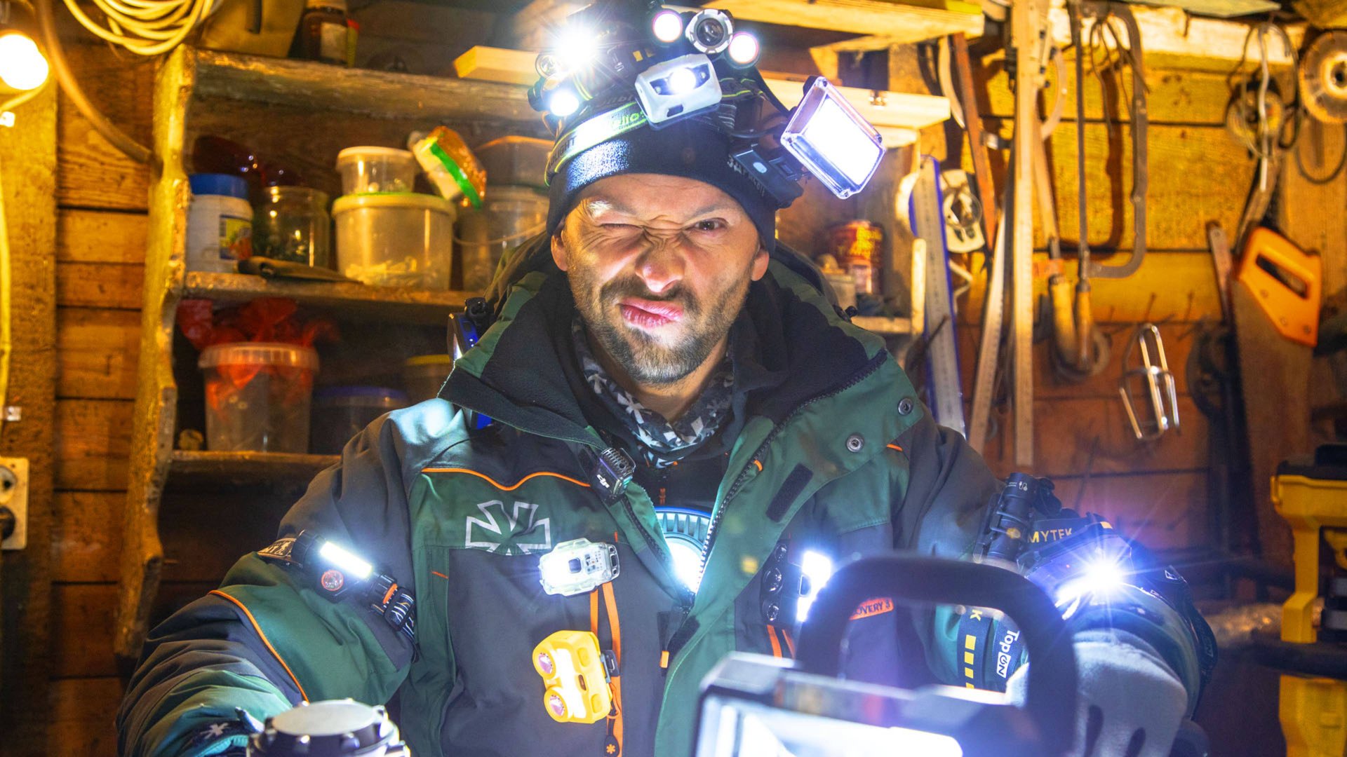 ТЕСТ Налобных ФОНАРЕЙ для РЫБАЛКИ! смотреть онлайн