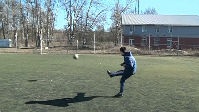 Wooden soccer смотреть онлайн