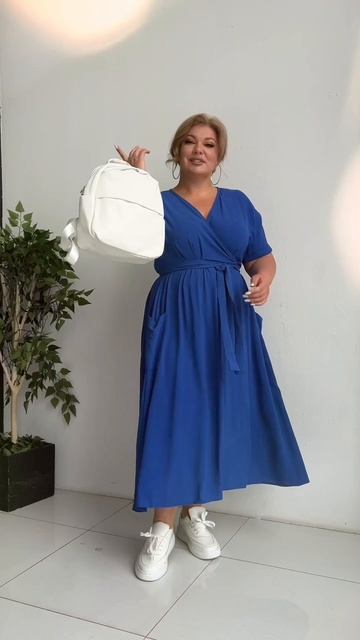 Платье на запАх с нашивными карманами однотонное смотреть онлайн