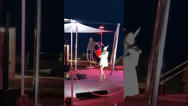 Lamaya Violinista en la Azotea del Hotel Melia Costa del Sol. смотреть онлайн