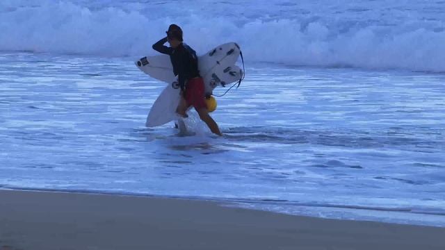 Pipeline / Backdoor / Off The Wall Da Hui Backdoor Shootout SUP Surfing Kai Lenny смотреть онлайн