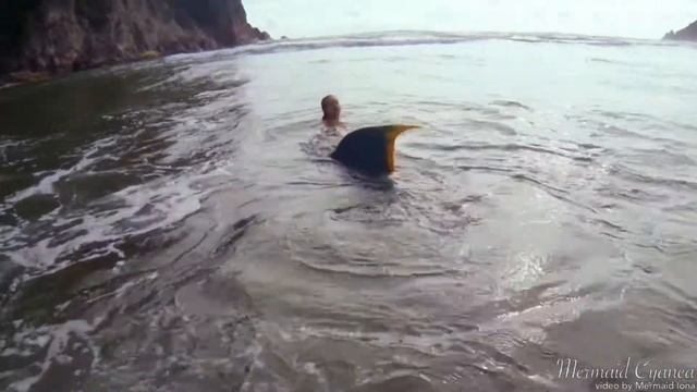 Mermaid Cyanea on the Beach (Remastered) смотреть онлайн