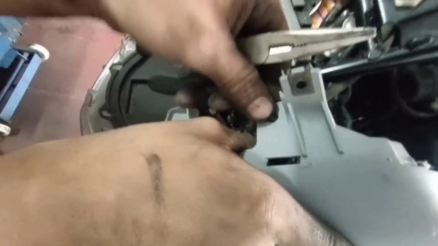 Nmax V2 Led Fairings/signal light installation.... смотреть онлайн