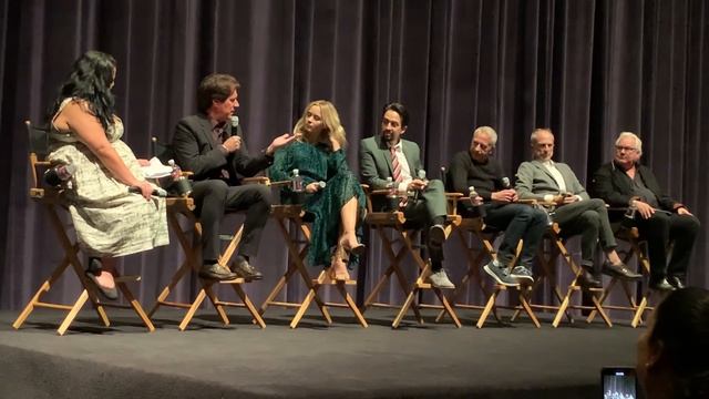 愛·滿人間 MARY POPPINS RETURNS Q&A with Emily Blunt, Lin Manuel Miranda, Rob Marshall and more 11/17/18 смотреть онлайн