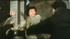 Джеки Чан в фильме-Доспехи бога