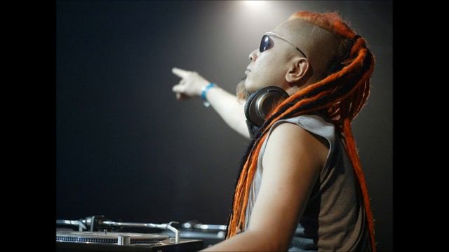 Yoji Biomehanika - Monochroma (Trance Mix) смотреть онлайн