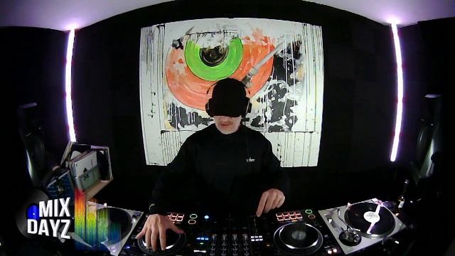 01/06/24 - Techno & House - Double Helix смотреть онлайн