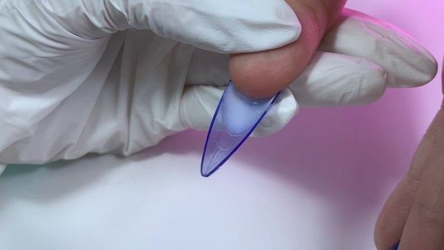 Ноготь с торчащей подушечкой Миндаль с просушкой в форме