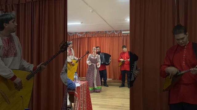 Чешева Екатерина-"Молоденький соловей" смотреть онлайн