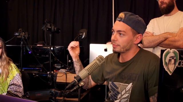 Olivia Gets Her Own Camera - H3 Podcast Clip смотреть онлайн