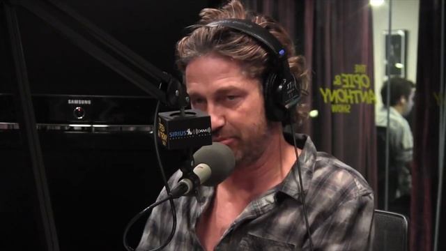 Gerard Butler (Full Interview) смотреть онлайн