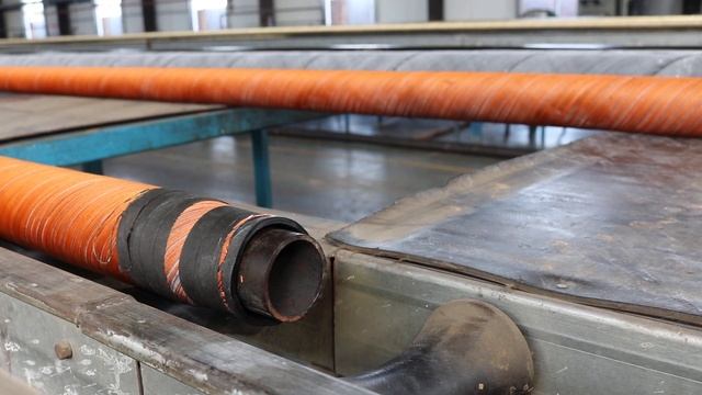 Bison Concrete Fabric hose, W.P. 85 Bar (1233PSI), Production video смотреть онлайн