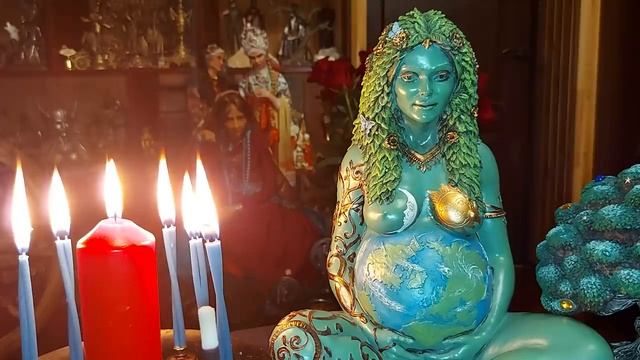 БЛАГОДАТНЫЕ АЯТЫ МИРОЗДАНИЯ… ДЛЯ ВСЕХ. ВЕДЬМИНА ИЗБА. ИНГА ХОСРОЕВА смотреть онлайн