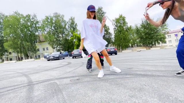 Filatov & Karas - Движ - Танец ( @jeny_miki & Vova Legend) смотреть онлайн