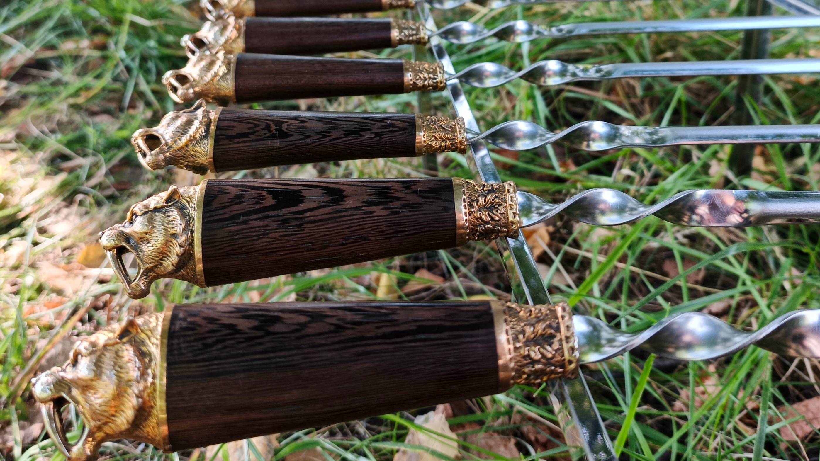 Шампура Саблезубый тигр,  ручка африканское дерево венге