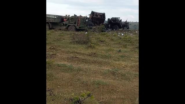 Huge ATACMS Strike on Belbek Air Base Destroys S-400 Launchers, Radar, Mig-31 and X3 Su-27! смотреть онлайн