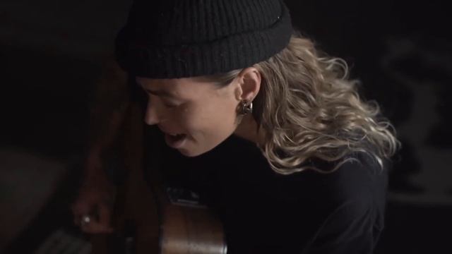The Last of Us Part II | Tash Sultana covers 'Through The Valley' смотреть онлайн