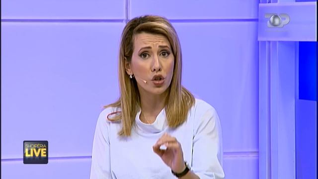 Tragjedia e familjes që u rrënua nga tërmeti,në panik nga koronavirus-Shqipëria Live, 25 Mars 2020 смотреть онлайн