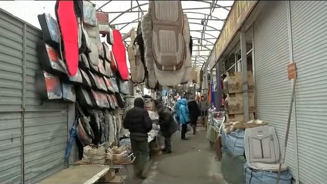 Продавцов с "барахолки" переселят к Северному объезду смотреть онлайн