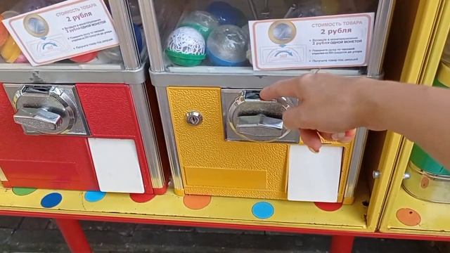 Ляля Кира прогулка по парку!!! смотреть онлайн