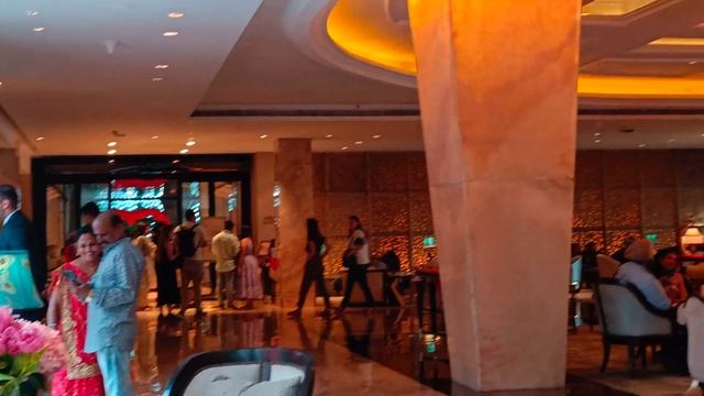 The Taj Mahal Palace Mumbai | Lunch at The Taj | Shamiana Restaurant | 4K Hotel Tour & Review смотреть онлайн