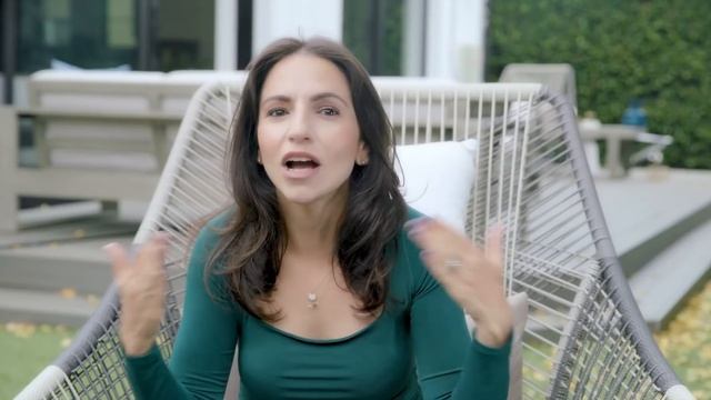 Why ALL Women Lie To Men (And How To Use This To Your Advantage) смотреть онлайн