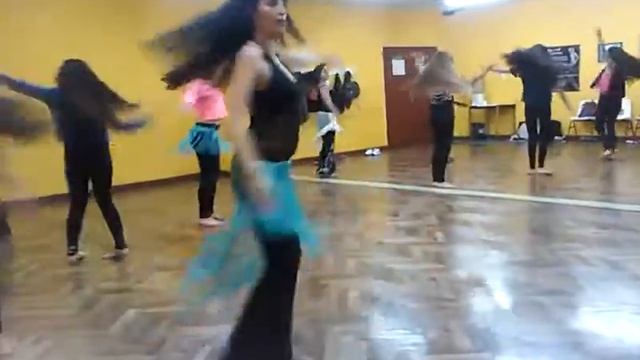Clase 2° año Danzas Árabes Rio Gallegos Silvia Luna смотреть онлайн