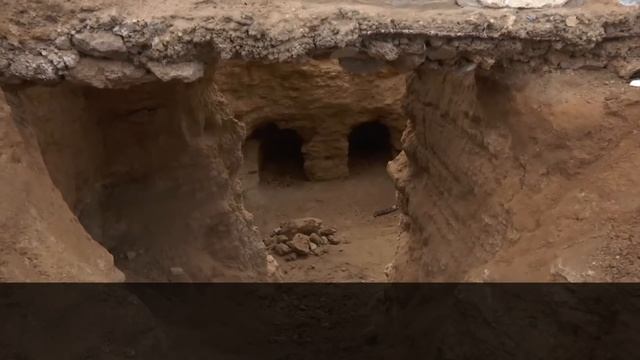 Ancient graves uncovered by heavy rain in Gaza смотреть онлайн