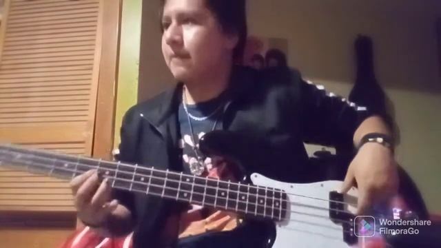 Måneskin - Mamma mia- Bass cover смотреть онлайн
