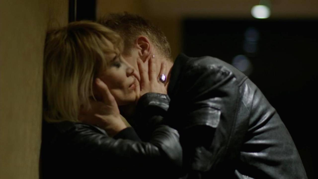 Юлия Беретта - Не святая смотреть онлайн