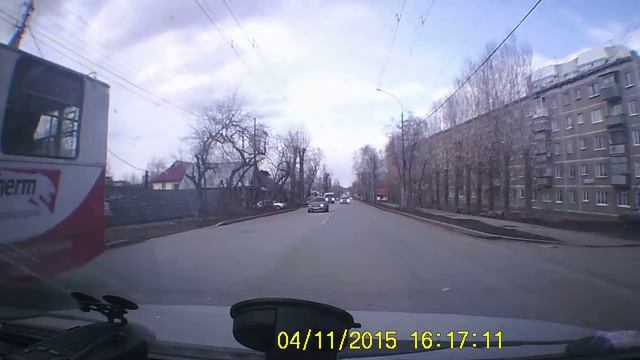 Ехал в ГАИ пропустил пешехода смотреть онлайн