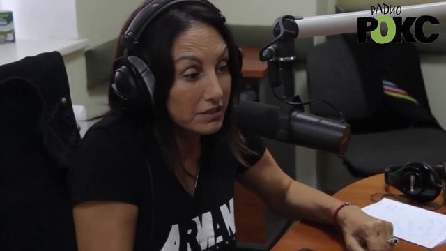 Афина в гостях у шоу "Лёгкие Будни" на Радио РОКС ч.2 смотреть онлайн