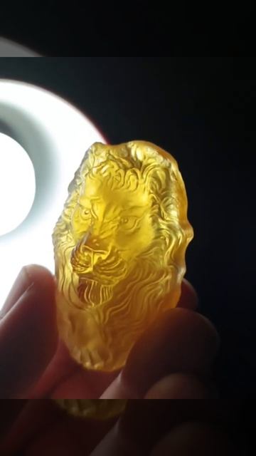 Янтарный Лев символ силы и величия.Кулон из янтаря смотреть онлайн