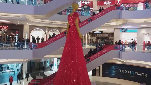 Красивая модель😍😍🤹♀️🤹♀️🎄🎄🎈🎈 смотреть онлайн