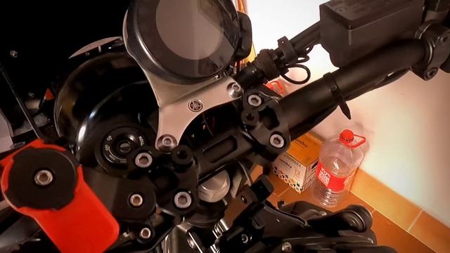 Tutorial Instalación Amortiguador De Dirección Yamaha XSR 900 MT-09 Tracer 900 - Steering Damper смотреть онлайн