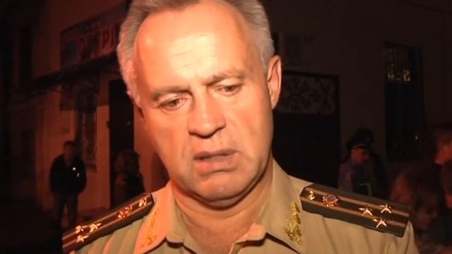унаслідок падіння фронтону будинку 1 особа постраждала та було пошкоджено 3 квартири смотреть онлайн